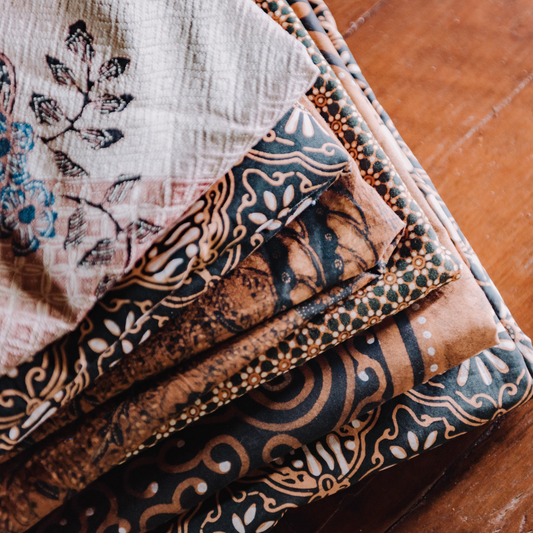 The Symphony of Contrast: Mastering the Art of Mixing and Matching Patterns and Textures